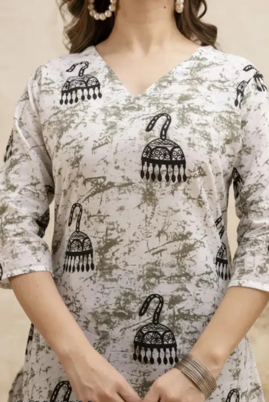 Handblock Printed White Cotton Kurti with Green Abstract Pattern